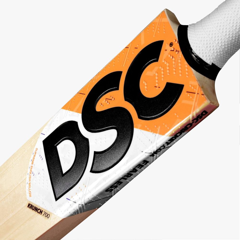 DSC KRUNCH 700 CRICKET BAT 2023